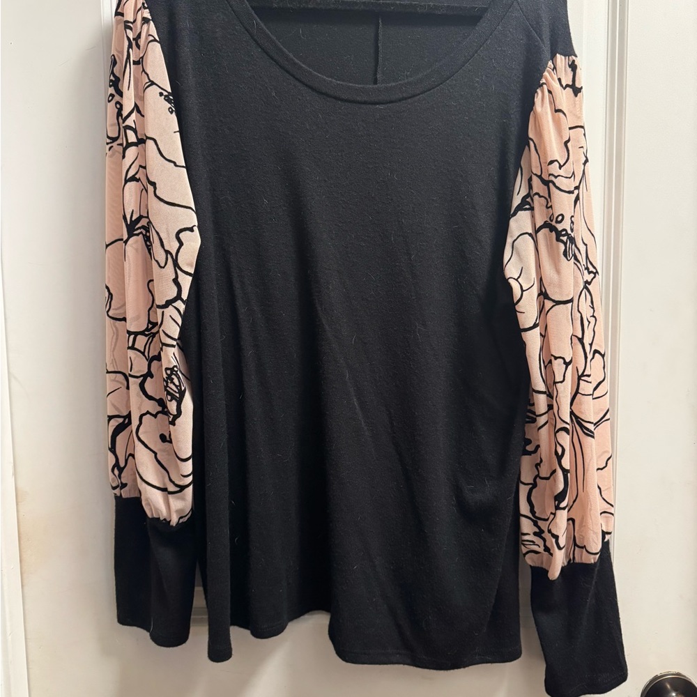 Chic Black and Pink Ruffled Long Sleeve Blouse